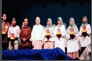 Read more about the article Salah Satu Guru SDIT Luqman Al Hakim Mendapat Apresiasi Dari Wardah