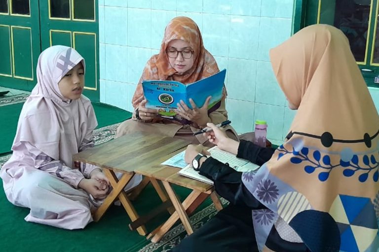 Read more about the article Esluha Gelar Parade Tasmi’ #1 Hafalan Al Qur’an 1 Juz Sekali Duduk