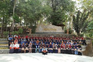 Read more about the article Belajar Tentang Tanaman Herbal Di Taman Jamu Naturindo Kulonprogo