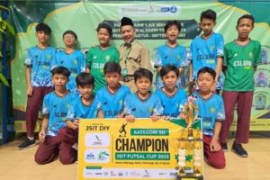 Read more about the article Tim Futsal Esluha Raih Juara 1 Dalam JSIT Futsal Cup 2023