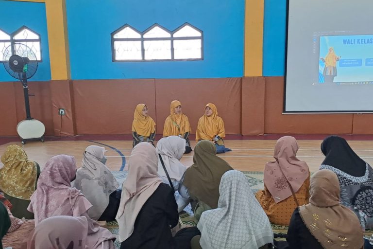 Read more about the article PERTEMUAN PERDANA KOMITE PARALEL KELAS V TAHUN PELAJARAN 2024/2025 SDIT LUQMAN AL HAKIM YOGYAKARTA
