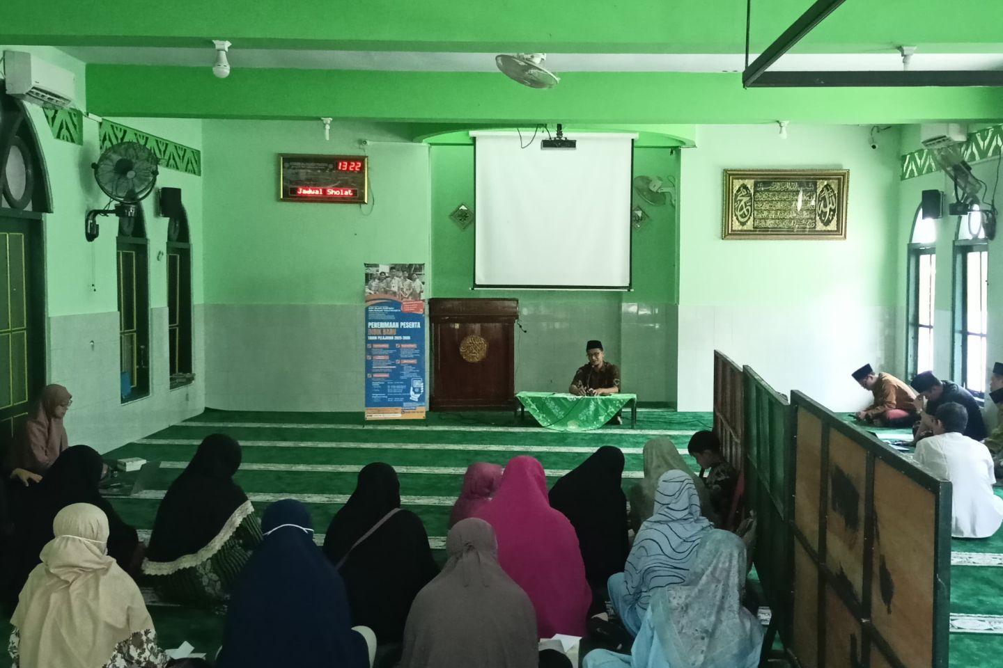 You are currently viewing KELAS VI ADAKAN PERTEMUAN ORANGTUA MURID DAN GURU UNTUK SAMPAIKAN INFORMASI KEGIATAN SISWA