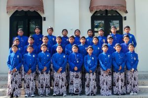 Read more about the article OUTDOOR LEARNING BENTENG VREDEBURG : FOTO BUKU KENANGAN SEKOLAH (BTS) SISWA KELAS VI