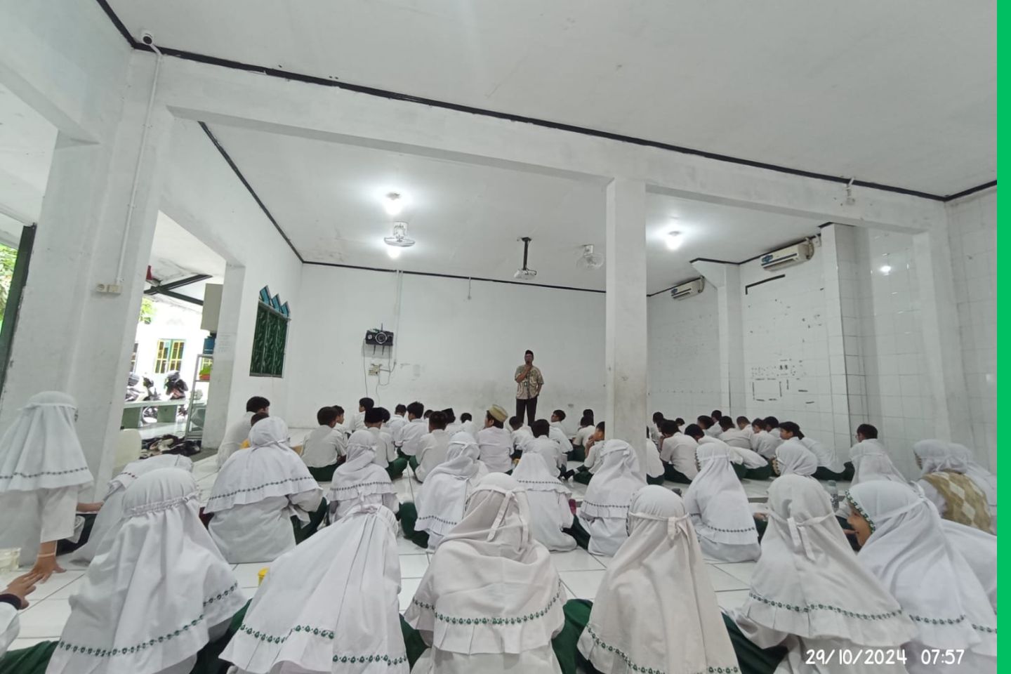 You are currently viewing UNDANG TOKOH KELAS IV: KUNCI SUKSES DI DUNIA