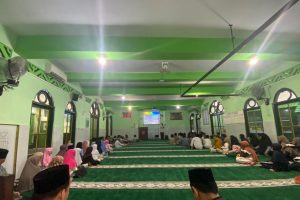 Read more about the article EKSTRAKURIKULER PESANTREN TAHFIDZ DAN KEGIATAN MALAM BINA IMAN DAN TAQWA (MABIT) RUTINNYA