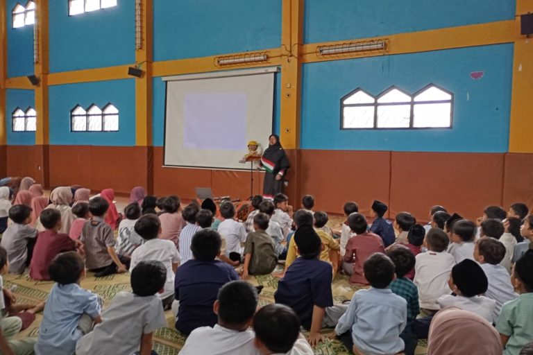 Read more about the article MEMBUKA HATI DI BUKA BERSAMA, BELAJAR KETEGUHAN PALESTINA LEWAT KISAH ISLAMI