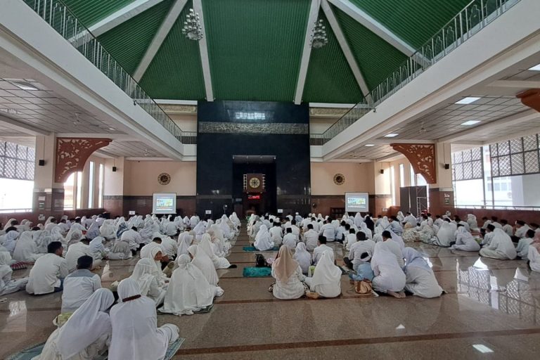 Read more about the article DOÁ BERSAMA IKHTIAR SUKSES ASPD KELAS VI ANGKATAN 2025 SDIT LUQMAN AL HAKIM YOGYAKARTA