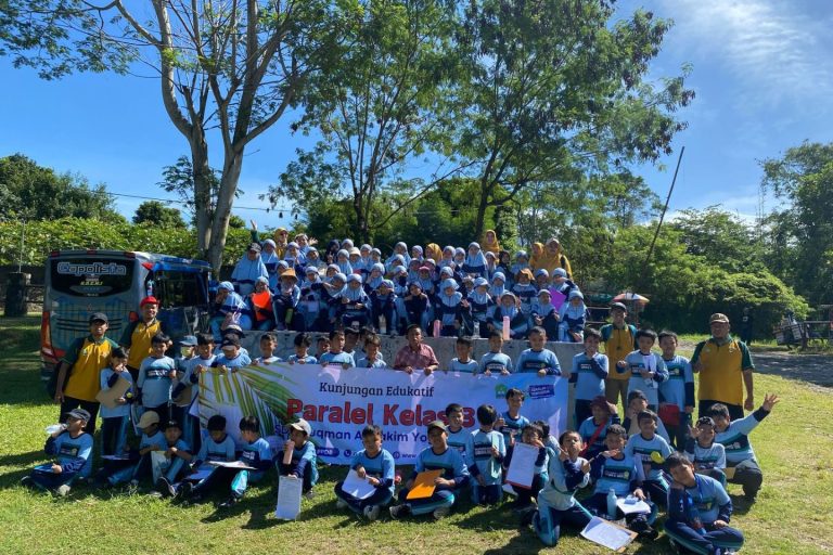 Read more about the article BAHAGIANYA BELAJAR DENGAN ALAM DI BHUMI MERAPI BERSAMA SISWA KELAS III ESLUHA