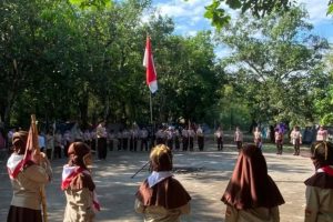 Read more about the article PERKEMAHAN JUMAT SABTU (PERJUSA) KELAS 3 : KEMAH PERTAMA KU YANG SERU DAN MENYENANGKAN