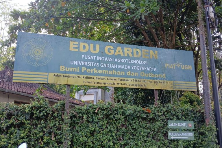 Read more about the article OUTBOUND KELAS I : MELATIH KEBERANIAN DI BAWAH RINDANGNYA KAWASAN EDU GARDEN UGM