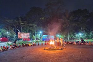 Read more about the article PERKEMAHAN JUMAT SABTU (PERJUSA) KELAS V : DINGINNYA JAKA GARONG SETELAH HUJAN DAN SERUNYA BERKEMAH BERSAMA TEMAN-TEMAN