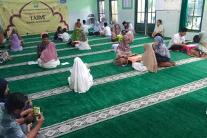 Read more about the article Parade Tasmi’ #4 SDIT Luqman Al Hakim Yogyakarta Sukses Digelar, 39 Siswa Tuntaskan Tasmi’ 1 Juz Sekali Duduk